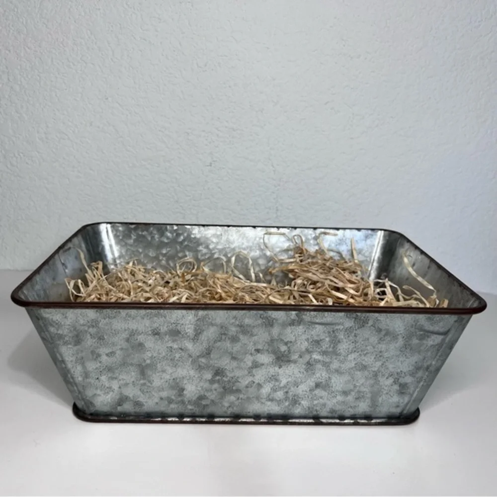 Farmhouse Countrycore Galvanized Metal Tin Storage Container with Handles